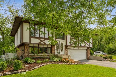 5559 Maple Ln, Midlothian, IL 60445 photo 1