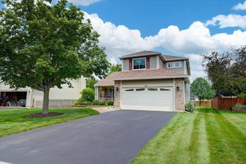 349 Lincoln Dr, Bartlett, IL 60103 photo 2