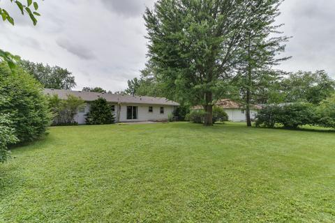 306 Garfield Dr, Bloomington, IL 61701 photo 28