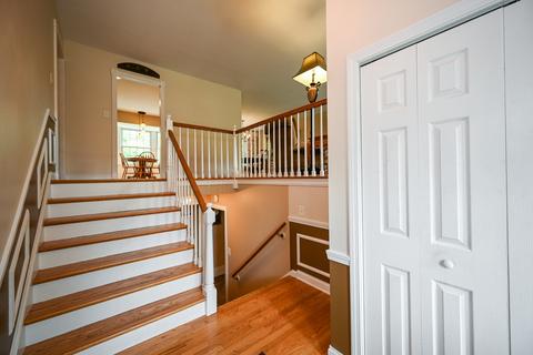 2 S655 Arrowhead Dr, Wheaton, IL 60189 photo 6