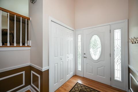 2 S655 Arrowhead Dr, Wheaton, IL 60189 photo 5