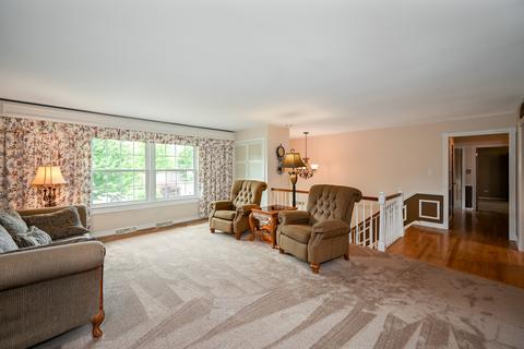 2 S655 Arrowhead Dr, Wheaton, IL 60189 photo 10