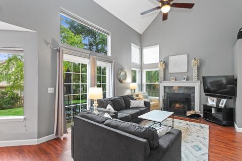 454 Harvard Ln, Bartlett, IL 60103 photo 6
