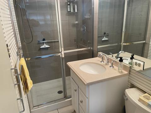 326 Crescent Dr, Glenview, IL 60025 photo 14