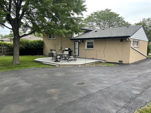 326 Crescent Dr, Glenview, IL 60025 photo 17