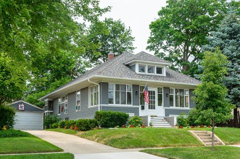 314 Elm St, Elgin, IL 60123 photo 2