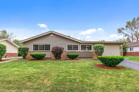 245 Washington Blvd, Hoffman Estates, IL 60169 photo 1