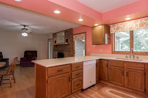 312 N Main St, Arrowsmith, IL 61722 photo 19