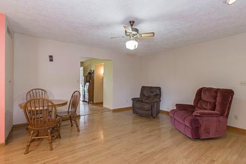 312 N Main St, Arrowsmith, IL 61722 photo 18