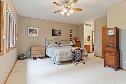 16010 Waterfront Cir, Plainfield, IL 60544 photo 5