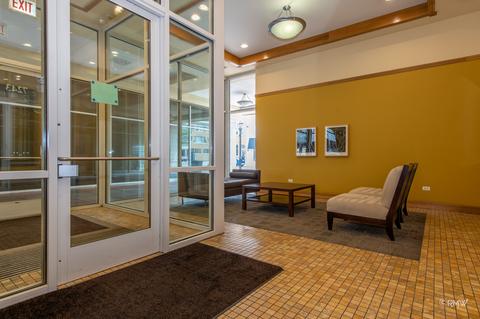 7243 Madison St #313, Forest Park, IL 60130 photo 3