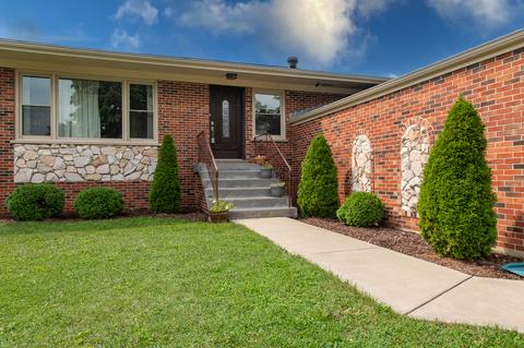 130 E Morrison Ave, Mount Prospect, IL 60056 photo 4