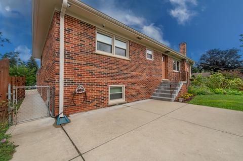 130 E Morrison Ave, Mount Prospect, IL 60056 photo 29