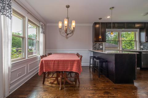 130 E Morrison Ave, Mount Prospect, IL 60056 photo 7