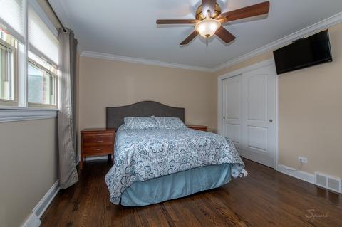 130 E Morrison Ave, Mount Prospect, IL 60056 photo 17