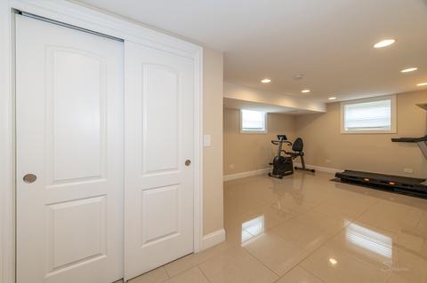 130 E Morrison Ave, Mount Prospect, IL 60056 photo 23