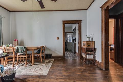 754 E Main St, Morris, IL 60450 photo 8