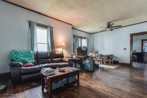 754 E Main St, Morris, IL 60450 photo 9