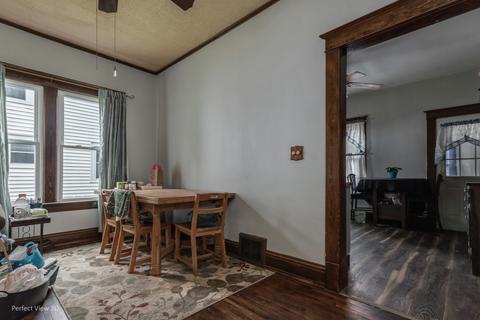 754 E Main St, Morris, IL 60450 photo 10