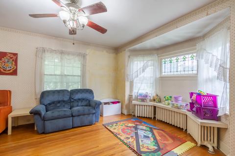352 North St, Elgin, IL 60120 photo 4