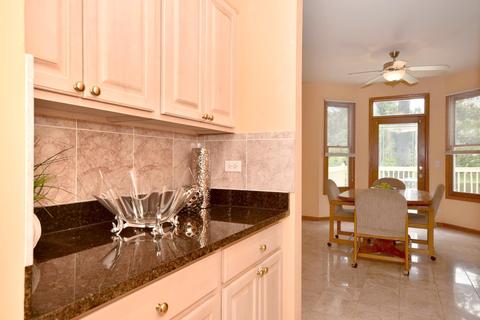 5545 Mallard Ln, Hoffman Estates, IL 60192 photo 15