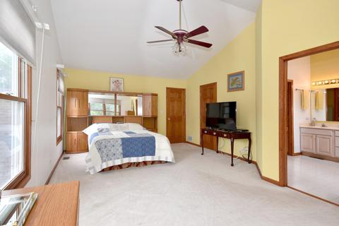 5545 Mallard Ln, Hoffman Estates, IL 60192 photo 23