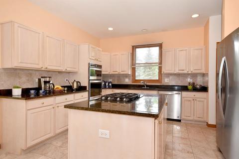 5545 Mallard Ln, Hoffman Estates, IL 60192 photo 13