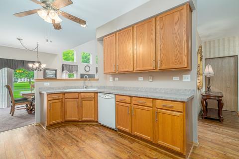 6929 Creekside Dr, Plainfield, IL 60586 photo 5