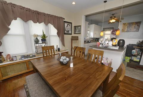 421 State St, Ottawa, IL 61350 photo 6