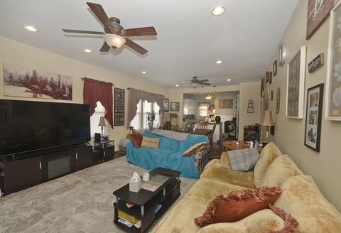 421 State St, Ottawa, IL 61350 photo 3