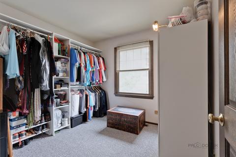 820 Hillcrest Blvd, Hoffman Estates, IL 60169 photo 12