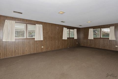 2284 Webster Ln, Des Plaines, IL 60018 photo 19
