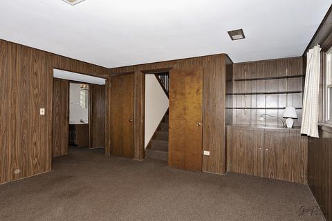 2284 Webster Ln, Des Plaines, IL 60018 photo 21