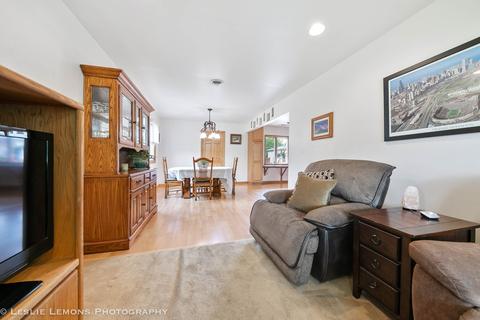 285 Washington Blvd, Hoffman Estates, IL 60169 photo 12