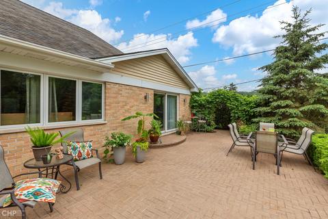 104 Beach Dr, Algonquin, IL 60102 photo 4
