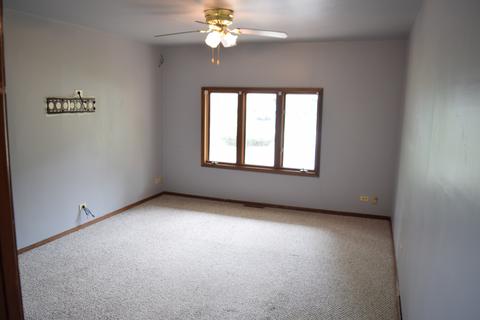 580 Milan Ln, Hoffman Estates, IL 60169 photo 6