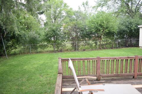 580 Milan Ln, Hoffman Estates, IL 60169 photo 20