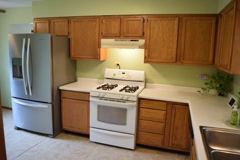 580 Milan Ln, Hoffman Estates, IL 60169 photo 5