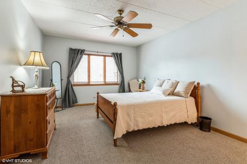545 S River Rd #304, Des Plaines, IL 60016 photo 9