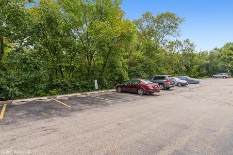 545 S River Rd #304, Des Plaines, IL 60016 photo 18