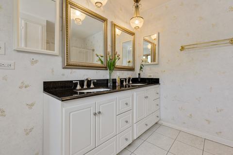 747 Kristy Ln, Wheeling, IL 60090 photo 15