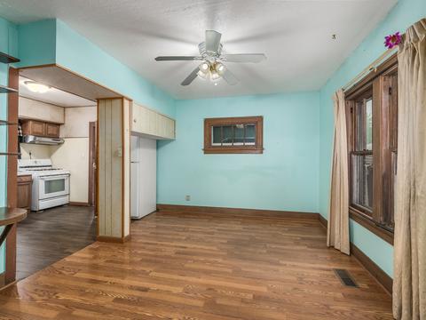 211 Williams St, Aurora, IL 60506 photo 7