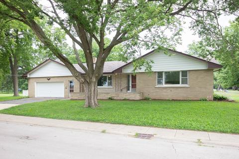 1839 Cobb Blvd, Kankakee, IL 60901 photo 1