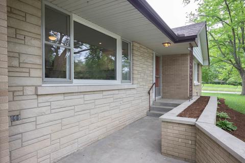 1839 Cobb Blvd, Kankakee, IL 60901 photo 2