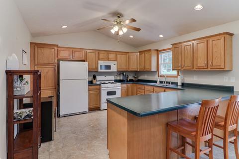 304 E Franklin St, Downs, IL 61736 photo 8