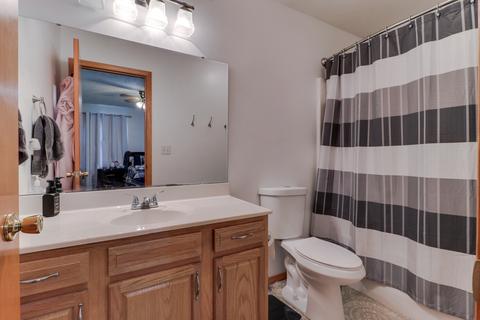 304 E Franklin St, Downs, IL 61736 photo 18