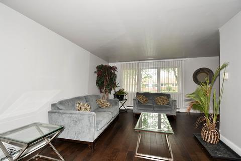 3326 E 170th St, Lansing, IL 60438 photo 4