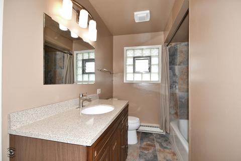 3326 E 170th St, Lansing, IL 60438 photo 10