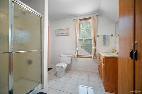 266 Perry St, Elgin, IL 60123 photo 18