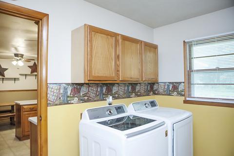 401 S Cleveland St, Philo, IL 61864 photo 32